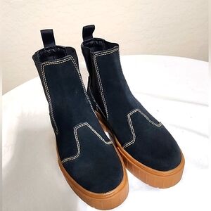 Puma Black Ankle Boots with Tan Sole and Elastic Panels